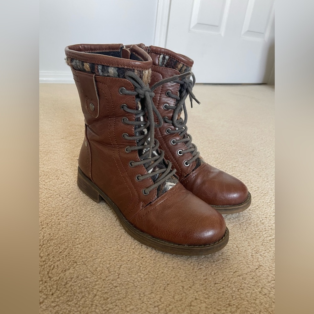 Women's Brown Lace-Up Boots with Plaid Trim